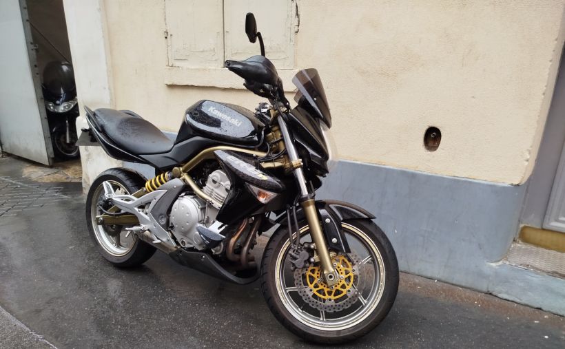 KAWASAKI ER-6 (47.5CV) 0