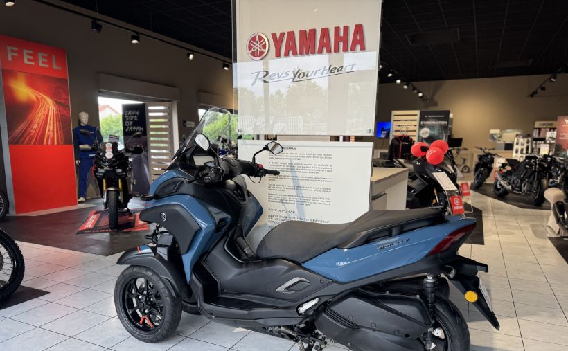 YAMAHA TRICITY 300 1