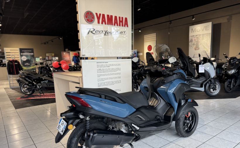 YAMAHA TRICITY 300 2