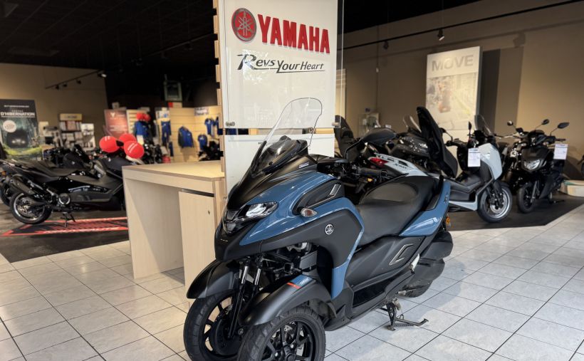 YAMAHA TRICITY 300 5