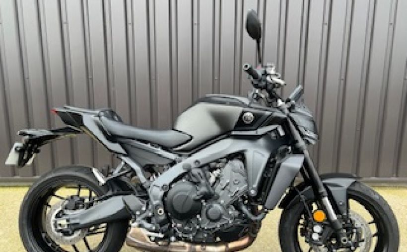 YAMAHA MT-09 Y-AMT 0