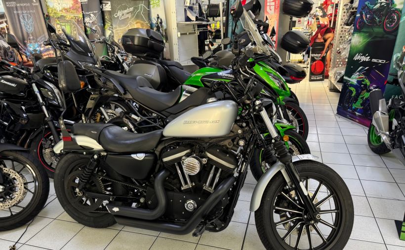 HARLEY-DAVIDSON SPORTSTER 883 0