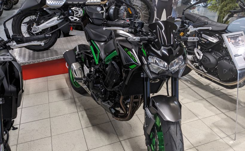 KAWASAKI Z 900 1