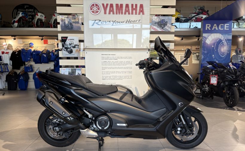 YAMAHA XP T-MAX 560 142€/MOIS* +DE 800€ D'EQUIPEMENT GTIE 12 MOIS* 0
