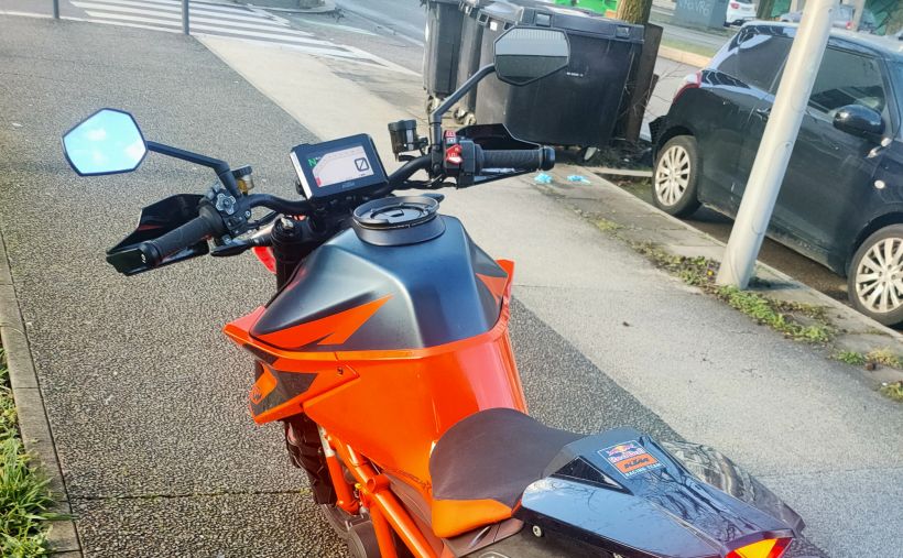 KTM 1290 SUPER DUKE R 3