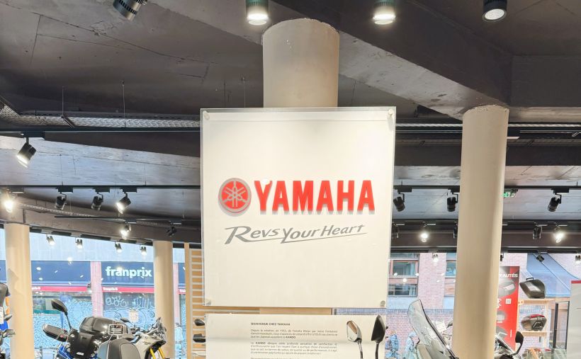 YAMAHA X-MAX 125 2