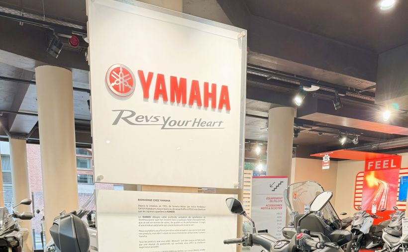 YAMAHA X-MAX 125 3