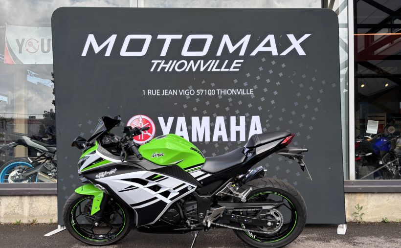 KAWASAKI NINJA 300 3
