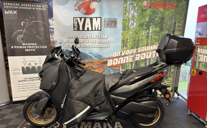 YAMAHA XMAX 300 Tech Max 5