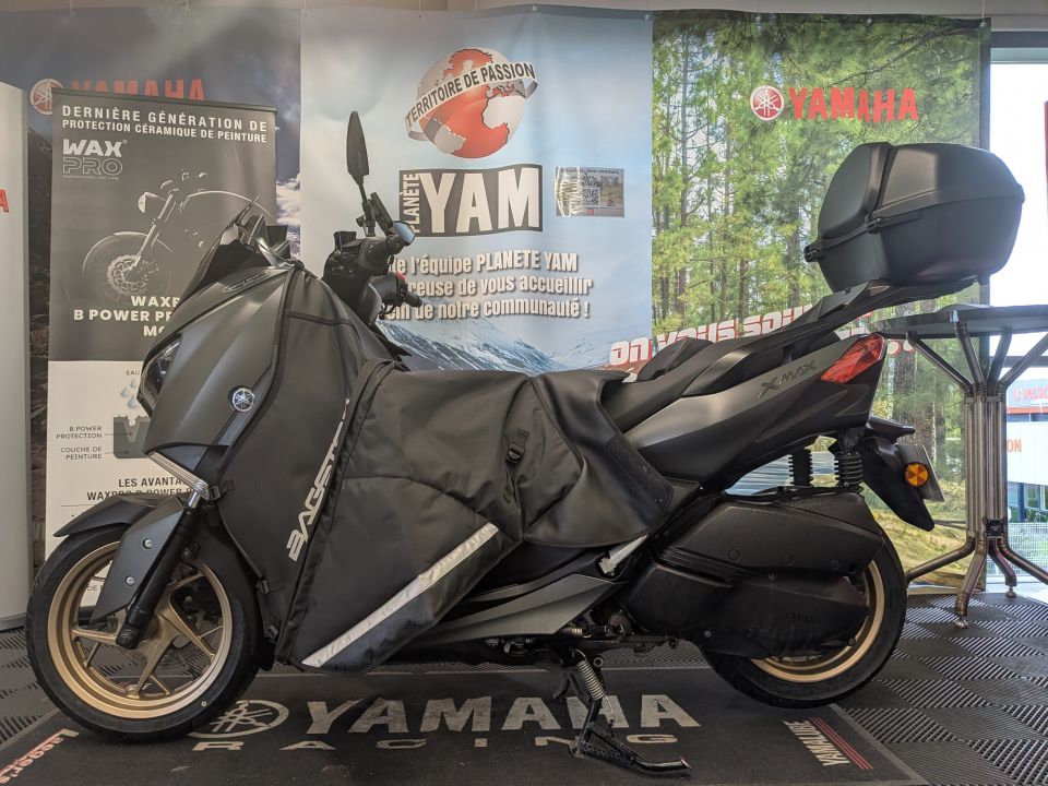 YAMAHA XMAX 300 Tech Max 5