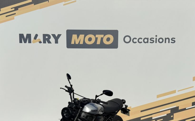 YAMAHA XSR 700 XTRIBUTE 13