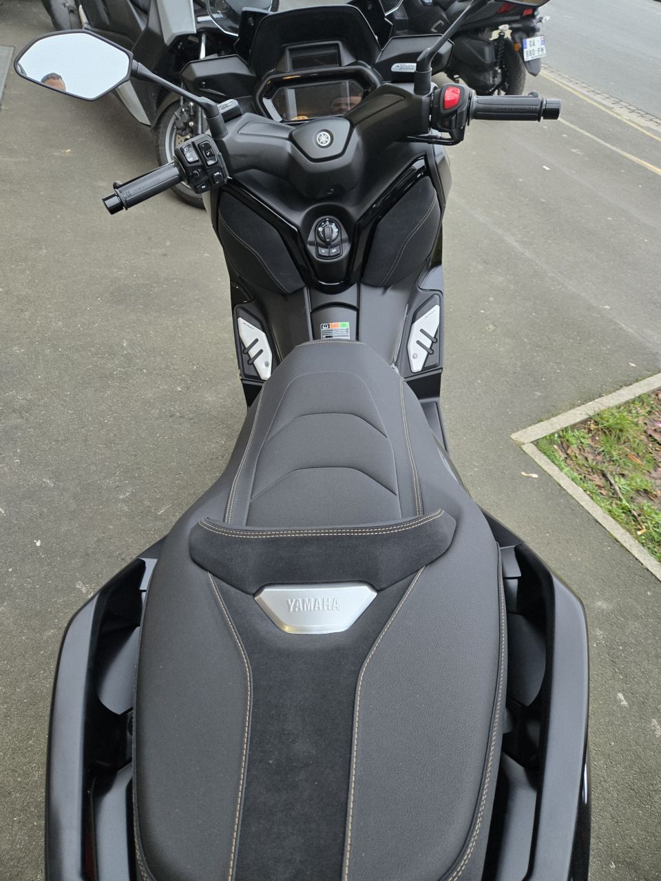 YAMAHA XMAX 300 Tech Max 5