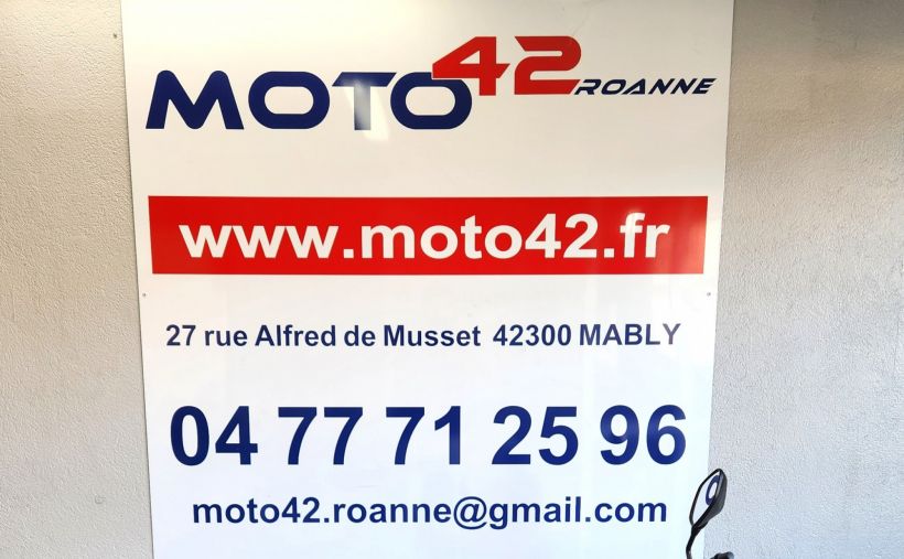 HONDA CBR 125 R 1