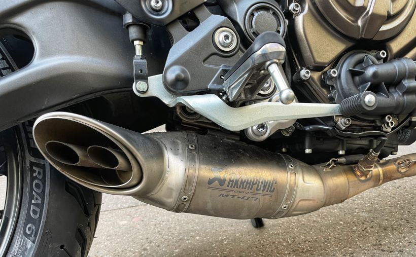 YAMAHA MT-07 4