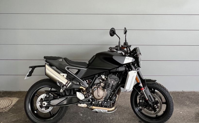 HUSQVARNA SVARTPILEN 801 0