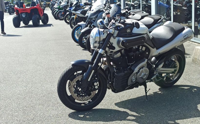 YAMAHA MT-01 2