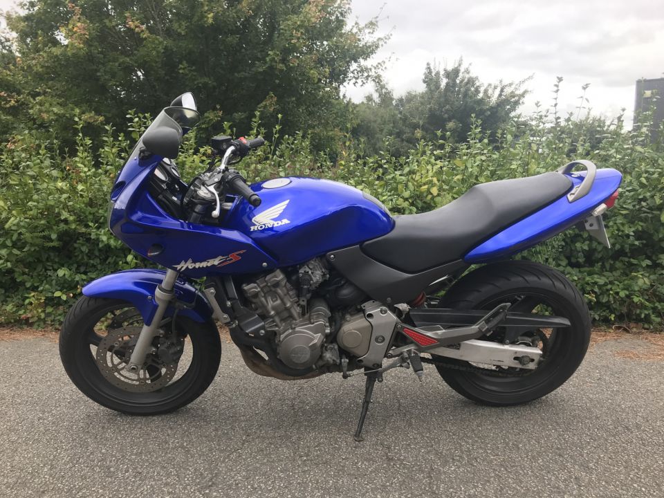 HONDA CB 600 F HORNET 8