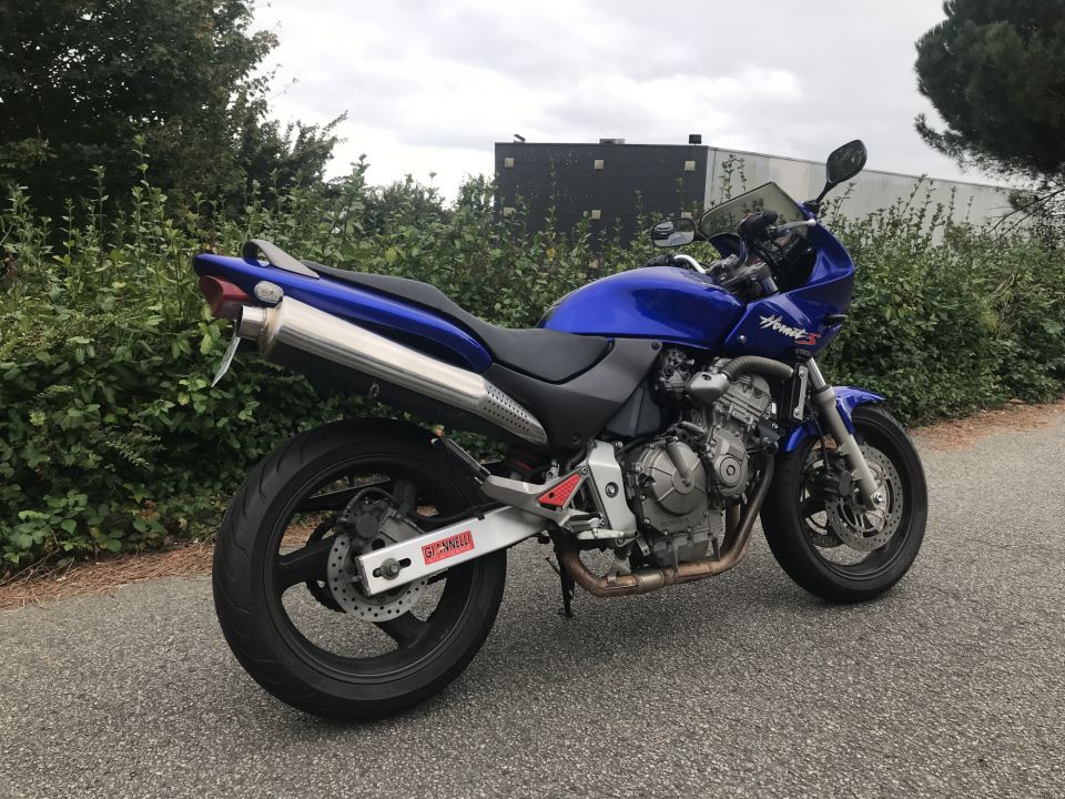 HONDA CB 600 F HORNET 4