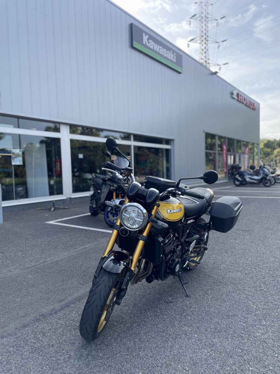 KAWASAKI Z900 RS SE 6