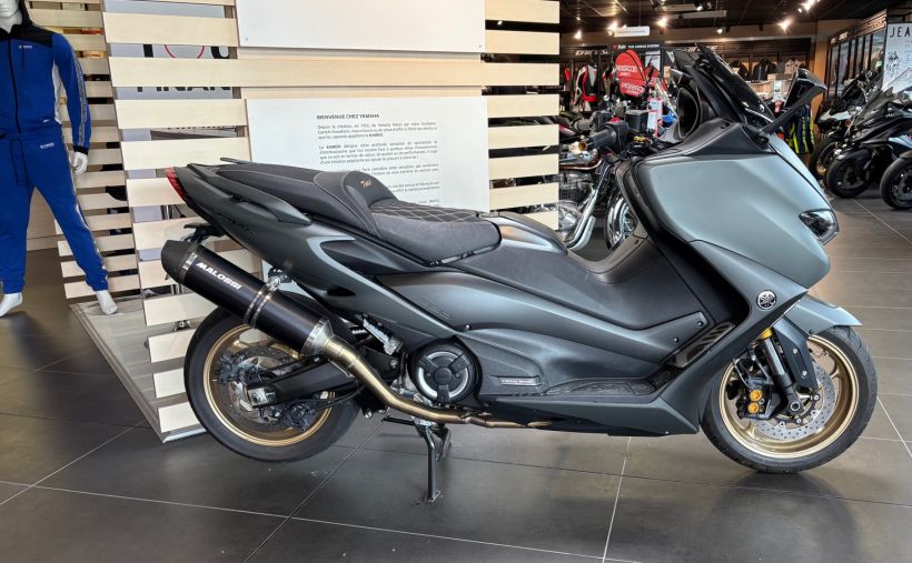 YAMAHA XP T-MAX 560 TECH MAX 1