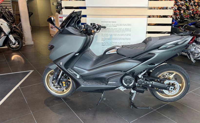 YAMAHA XP T-MAX 560 TECH MAX 3