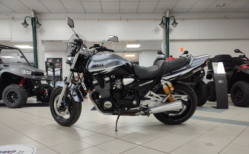 YAMAHA XJR 1300 SP 60