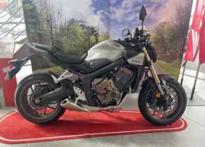 HONDA CB650R Neo Sports Café - 2025