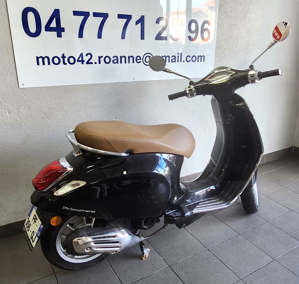 VESPA PRIMAVERA 50 9