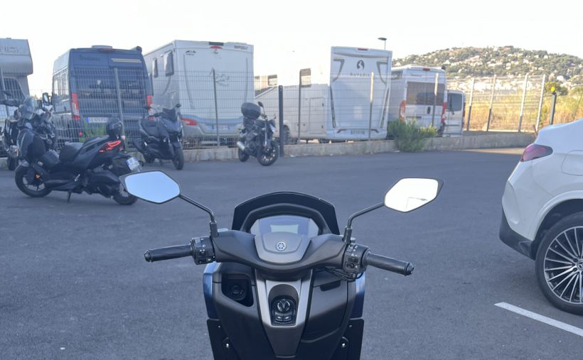 YAMAHA NMAX 125 3