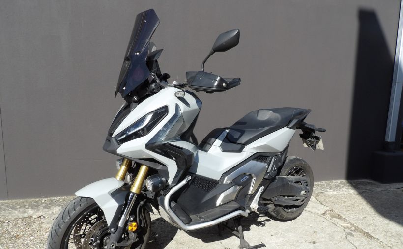 HONDA X-ADV 4