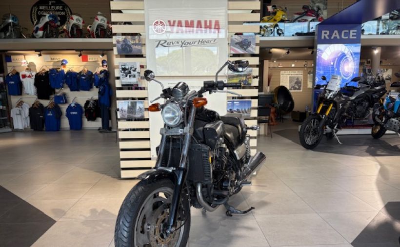 YAMAHA VMAX 1200 84€/MOIS* 3