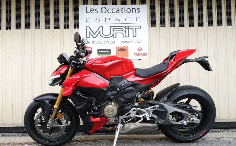 DUCATI STREETFIGHTER V4S 24