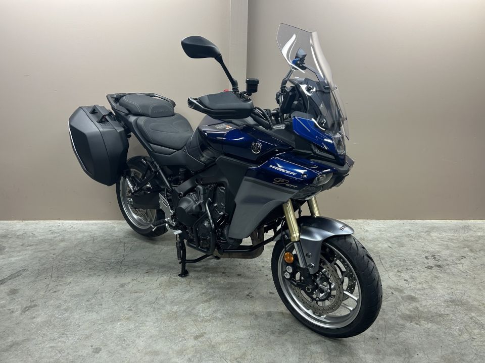 YAMAHA TRACER 9 GT+ Y-AMT 1