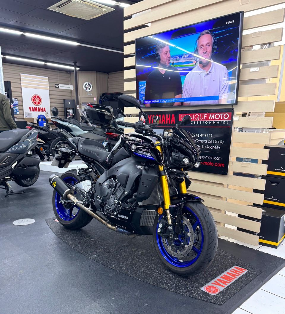 YAMAHA MT-10 SP 1