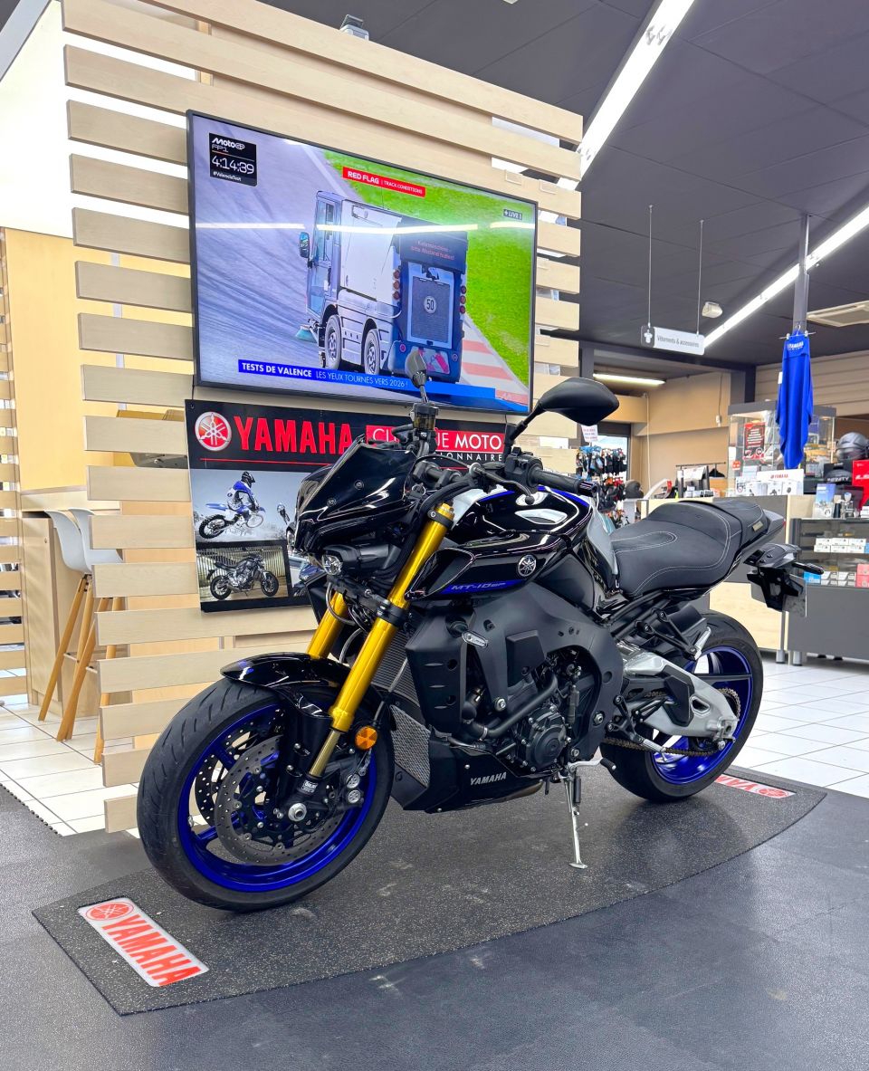 YAMAHA MT-10 SP 3