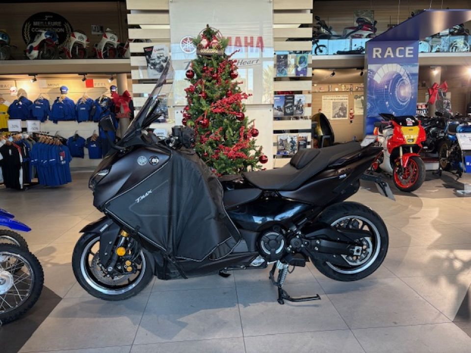 YAMAHA XP T-MAX 560 TECH MAX 2025 DE DIRECTION 257€/MOIS* +DE 3500€ D'EQUIPEMENT  GARANTIE CONSTRUCTEUR 09/2030 4