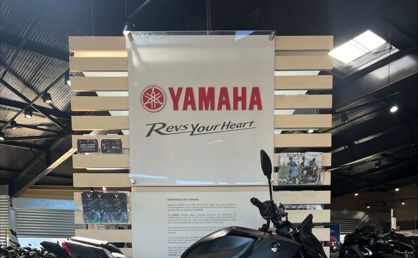 YAMAHA MT-07 Y-AMT 5
