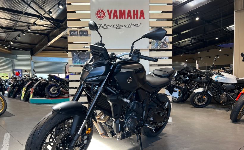 YAMAHA MT-07 Y-AMT 1
