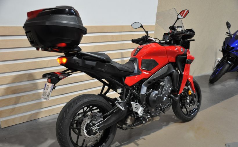 YAMAHA TRACER 9 4