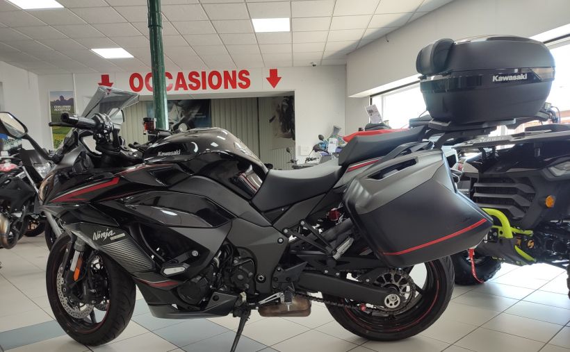 KAWASAKI NINJA 1000 SX TOURER 3