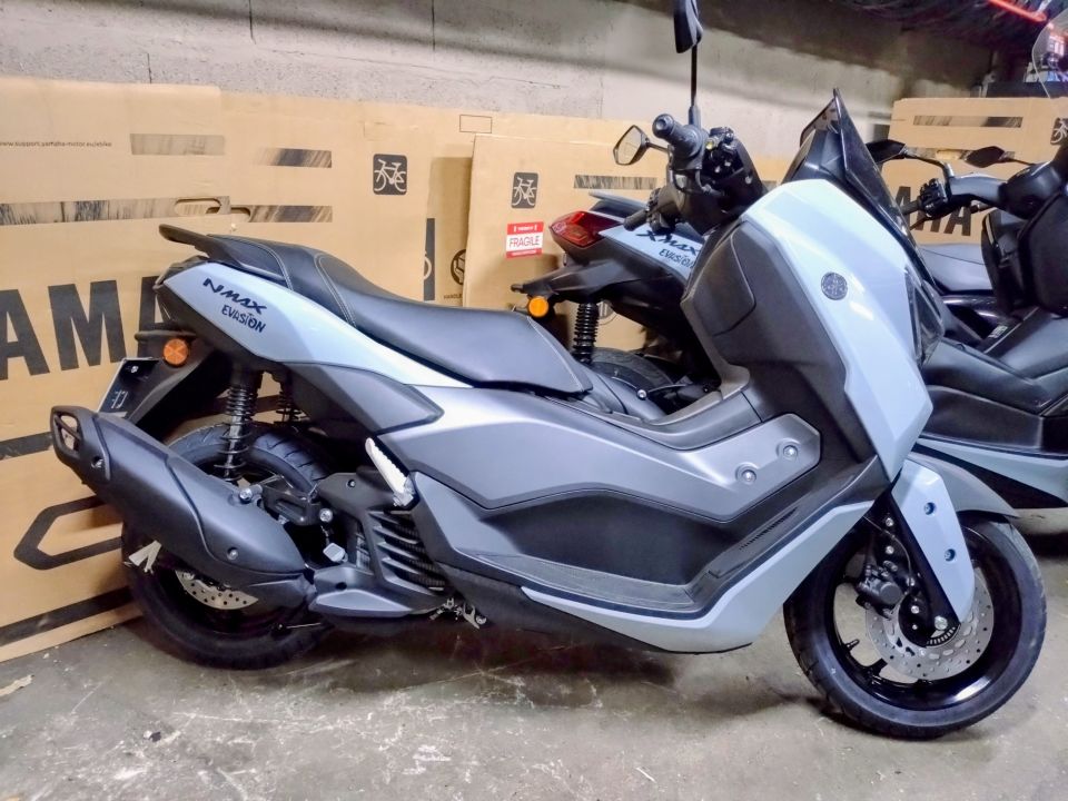 YAMAHA NMAX 125 TECH MAX 0