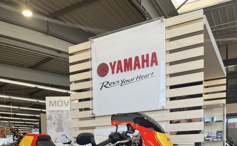 YAMAHA XSR 900 GP 0