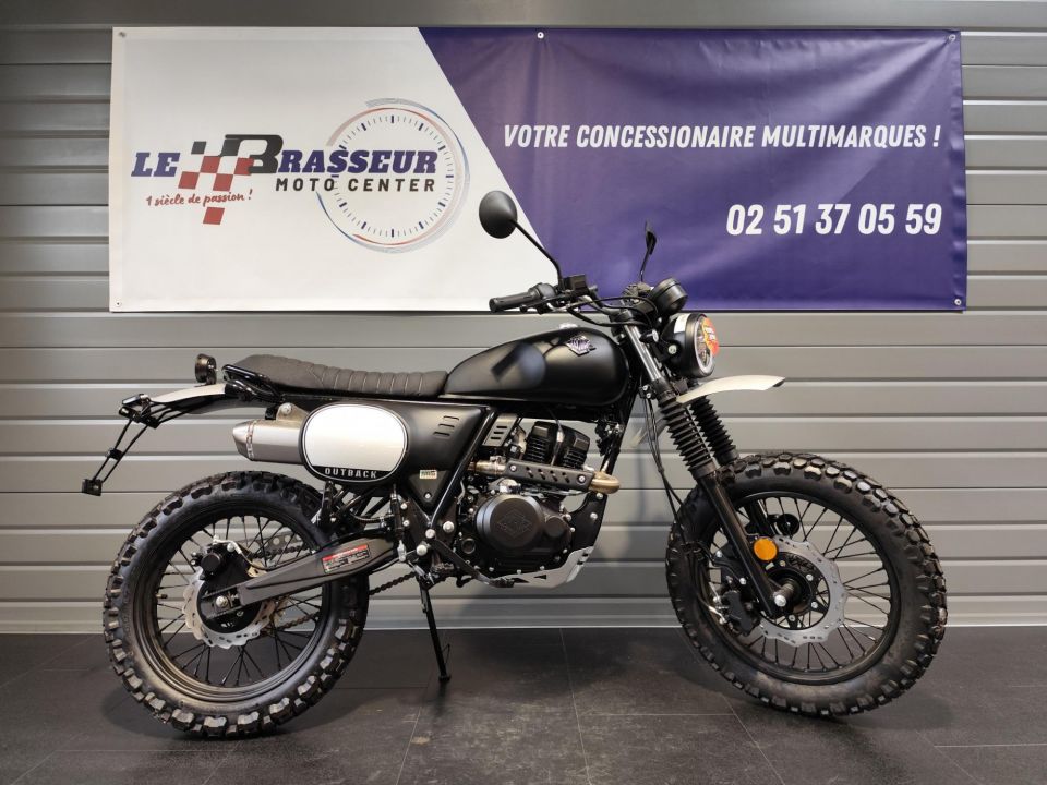 ARCHIVE MOTORCYCLE OUTBACK 125 0