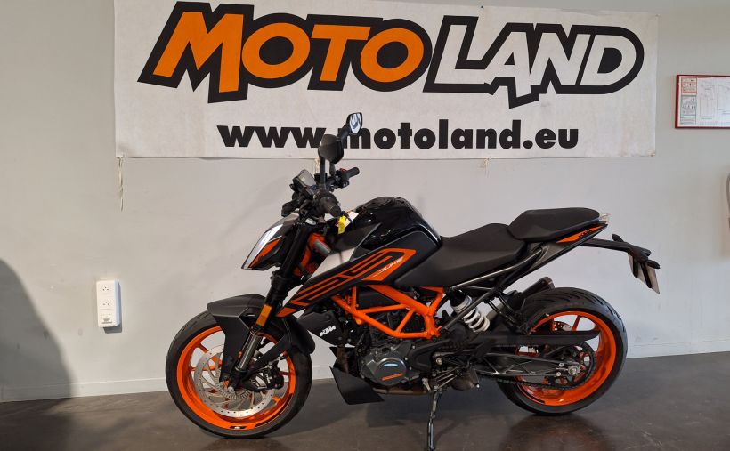 KTM 125 DUKE ABS 1