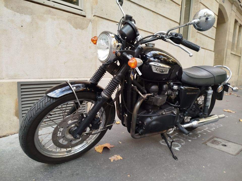 TRIUMPH BONNEVILLE 865 T100 0
