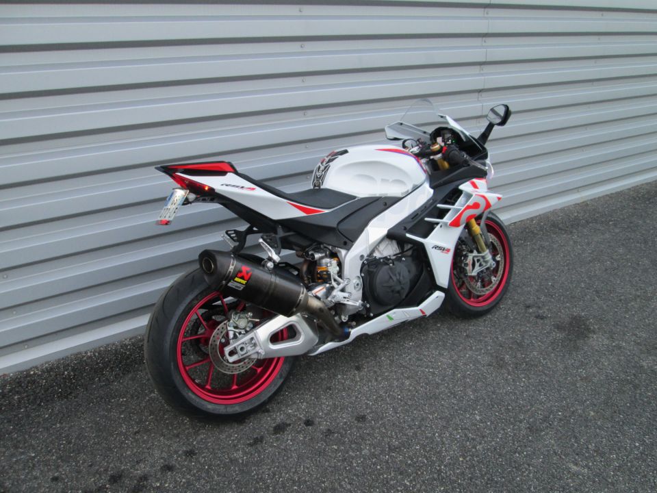 APRILIA RSV4 1100 FACTORY 16