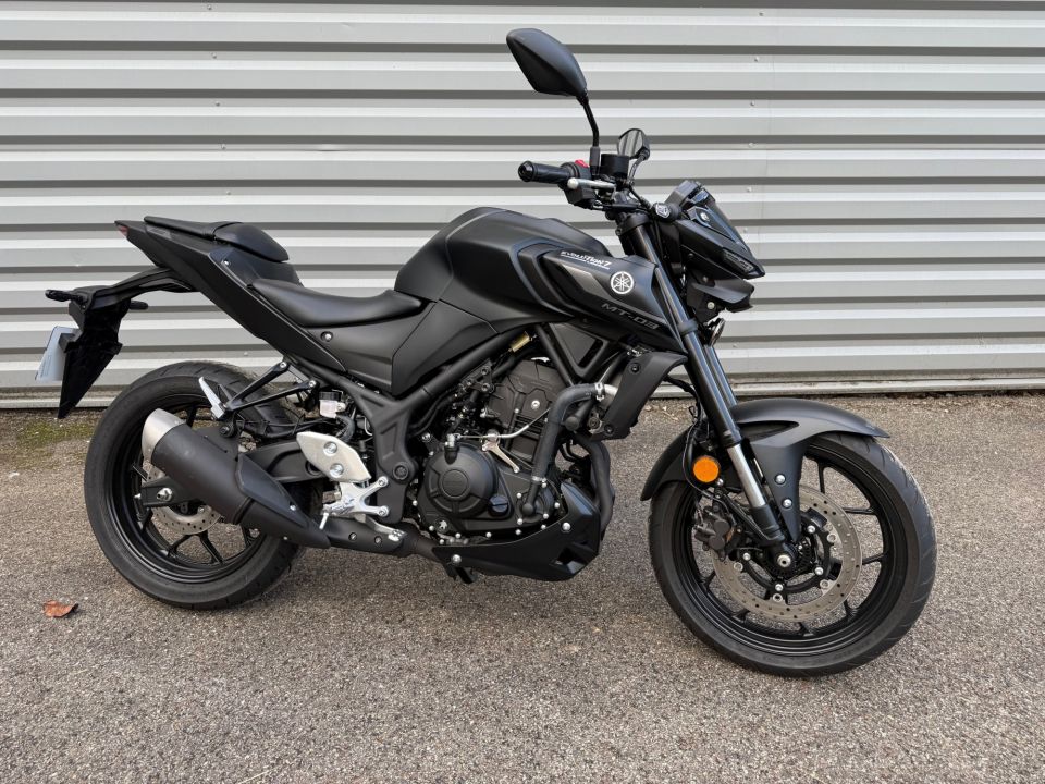 YAMAHA MT-03 0