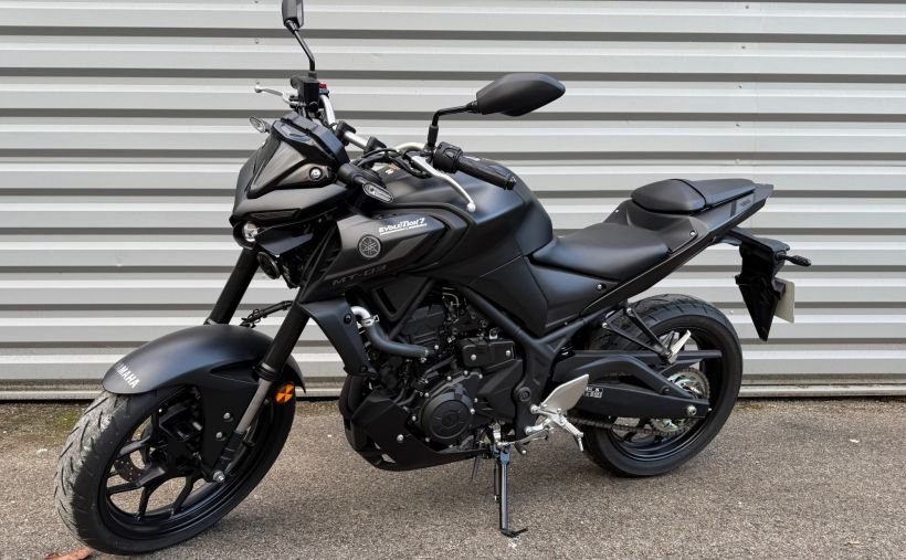 YAMAHA MT-03 4