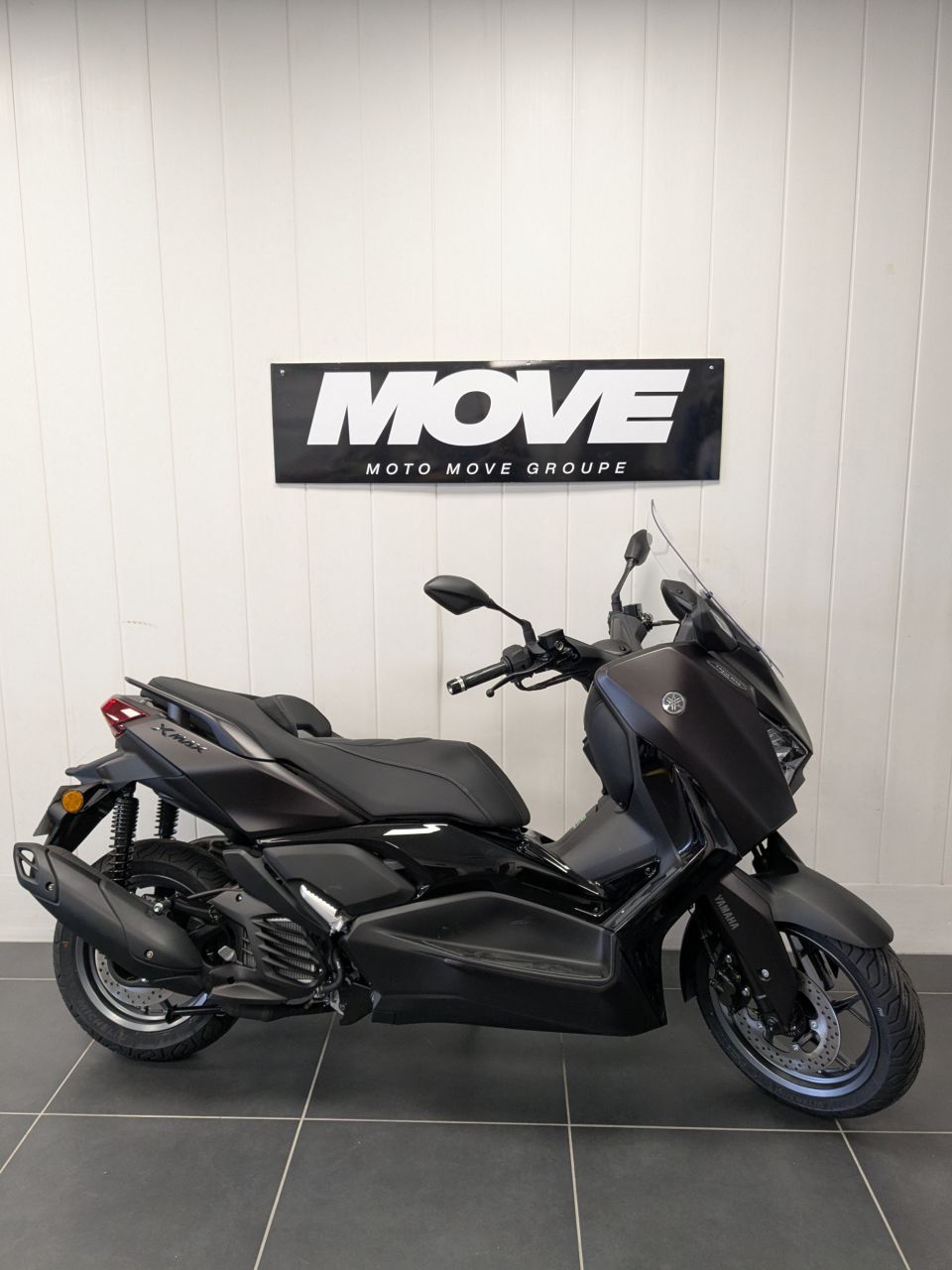 YAMAHA XMAX 125 TECH MAX 0