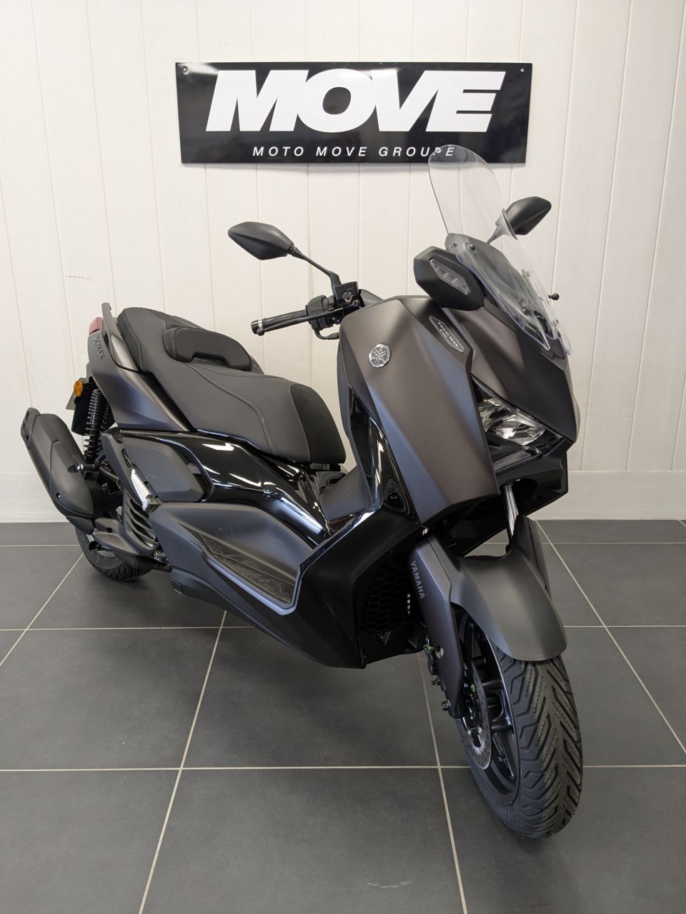 YAMAHA XMAX 125 TECH MAX 1